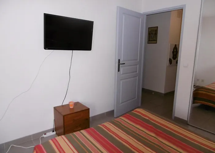 Narbonne-Plage: Superbe T3 60M², 6 Pers, Balcon, Parking, Proche Mer & Commerces - Fr-1-795-7 Apartment *