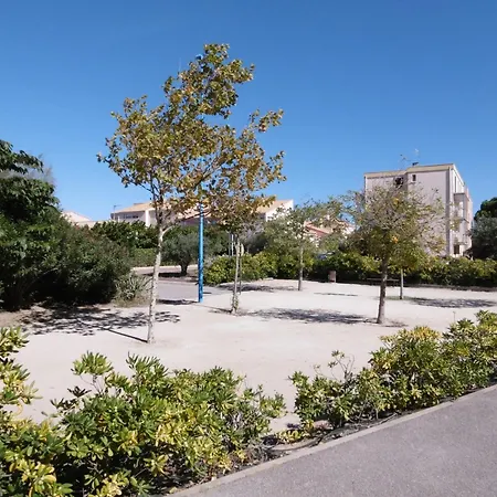 Apartment Narbonne-plage: Superbe T3 60m², 6 Pers, Balcon, Parking, Proche & Commerces - Fr-1-795-7