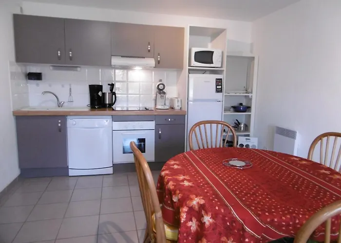 Narbonne-Plage: Superbe T3 60M², 6 Pers, Balcon, Parking, Proche Mer & Commerces - Fr-1-795-7